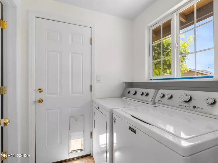 50 Spring Mountain, Sparks, Nevada 89436, 4 Bedrooms Bedrooms, ,3 BathroomsBathrooms,Residential,Residential,Spring Mountain,250054348