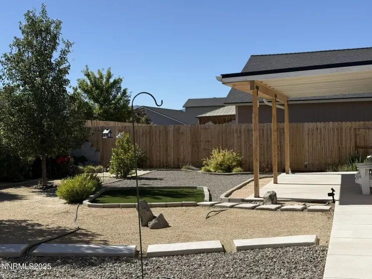 242 Glen Vista, Dayton, Nevada 89403, 3 Bedrooms Bedrooms, ,2 BathroomsBathrooms,Residential,Residential,Glen Vista,250054352