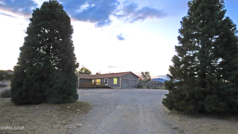 10725 Santa Fe, Reno, Nevada 89508, 5 Bedrooms Bedrooms, ,3 BathroomsBathrooms,Residential,Residential,Santa Fe,250054354