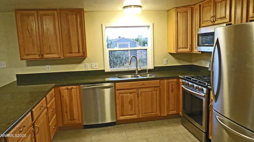 10725 Santa Fe, Reno, Nevada 89508, 5 Bedrooms Bedrooms, ,3 BathroomsBathrooms,Residential,Residential,Santa Fe,250054354