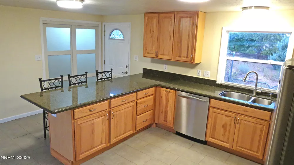 10725 Santa Fe, Reno, Nevada 89508, 5 Bedrooms Bedrooms, ,3 BathroomsBathrooms,Residential,Residential,Santa Fe,250054354