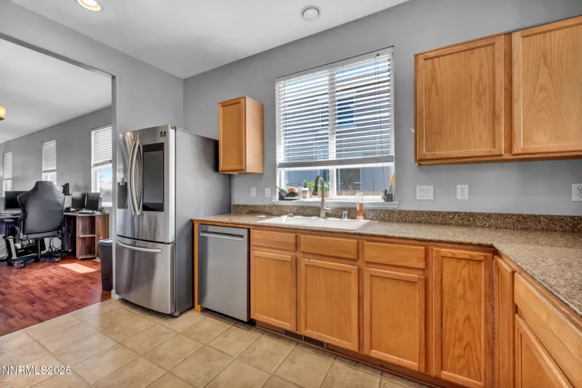 650 Panama, Sparks, Nevada 89436, 3 Bedrooms Bedrooms, ,2 BathroomsBathrooms,Residential,Residential,Panama,250054355