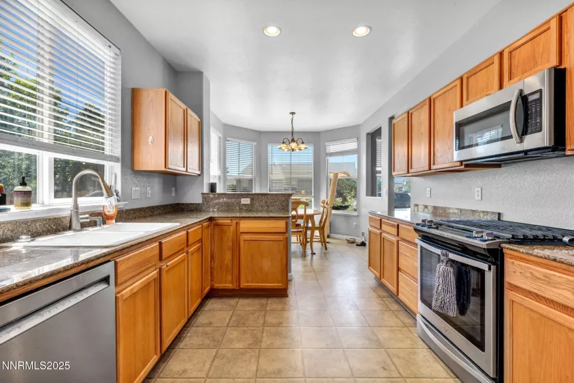 650 Panama, Sparks, Nevada 89436, 3 Bedrooms Bedrooms, ,2 BathroomsBathrooms,Residential,Residential,Panama,250054355