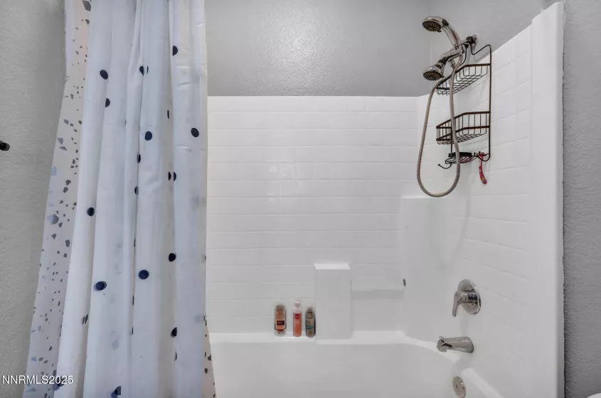 650 Panama, Sparks, Nevada 89436, 3 Bedrooms Bedrooms, ,2 BathroomsBathrooms,Residential,Residential,Panama,250054355
