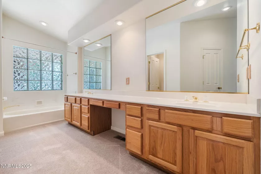 2520 Granite Springs, Reno, Nevada 89519, 3 Bedrooms Bedrooms, ,2 BathroomsBathrooms,Residential,Residential,Granite Springs,250054367