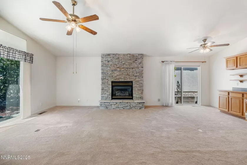 2520 Granite Springs, Reno, Nevada 89519, 3 Bedrooms Bedrooms, ,2 BathroomsBathrooms,Residential,Residential,Granite Springs,250054367