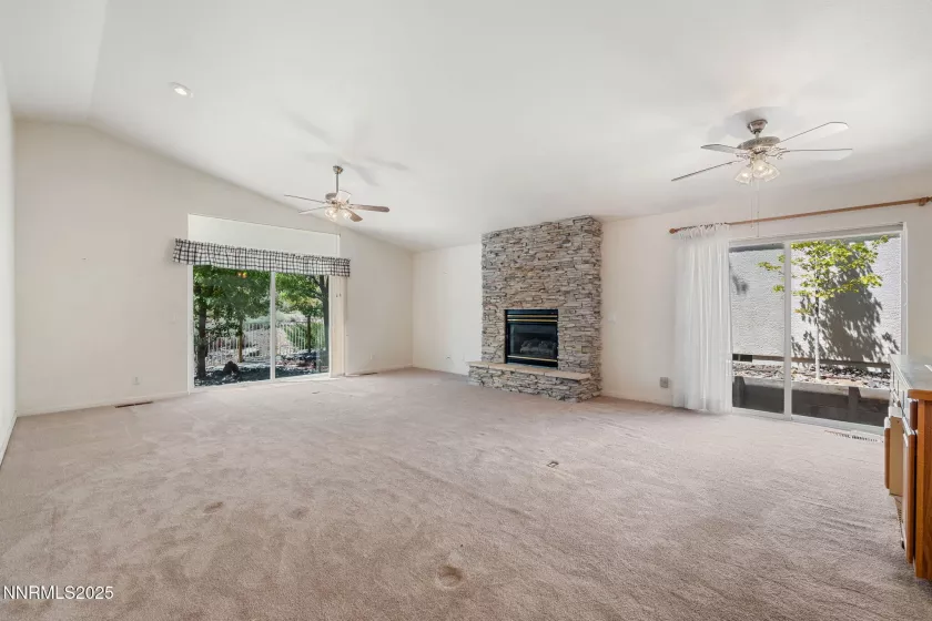 2520 Granite Springs, Reno, Nevada 89519, 3 Bedrooms Bedrooms, ,2 BathroomsBathrooms,Residential,Residential,Granite Springs,250054367