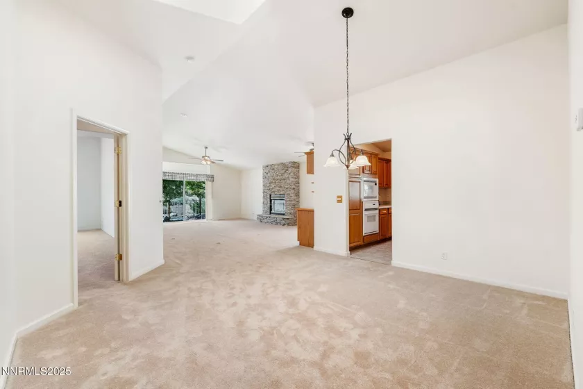 2520 Granite Springs, Reno, Nevada 89519, 3 Bedrooms Bedrooms, ,2 BathroomsBathrooms,Residential,Residential,Granite Springs,250054367