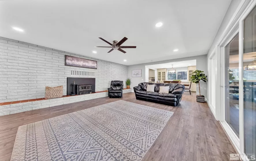 6545 Dyer, Other, California 99999, 4 Bedrooms Bedrooms, ,4 BathroomsBathrooms,Residential,Residential,Dyer,250004436