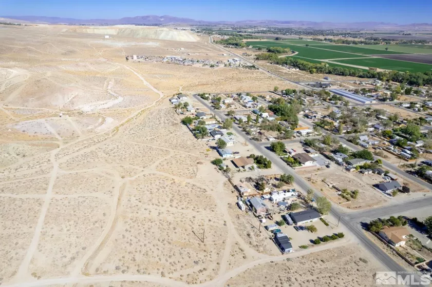 118 4th, Yerington, Nevada 89447, 3 Bedrooms Bedrooms, ,2 BathroomsBathrooms,Residential,Residential,4th,250054387