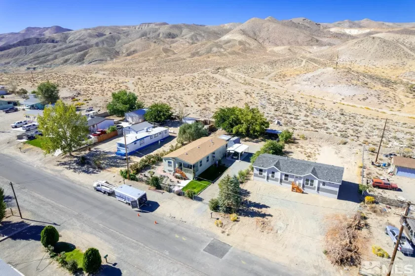 118 4th, Yerington, Nevada 89447, 3 Bedrooms Bedrooms, ,2 BathroomsBathrooms,Residential,Residential,4th,250054387