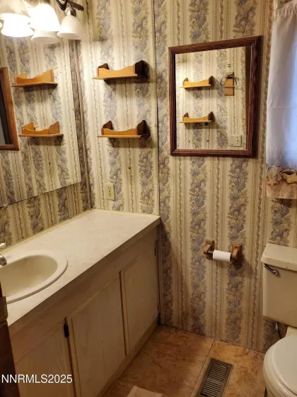 4140 Golden Circle, Winnemucca, Nevada 89445, 3 Bedrooms Bedrooms, ,2 BathroomsBathrooms,Residential,Residential,Golden Circle,250054389