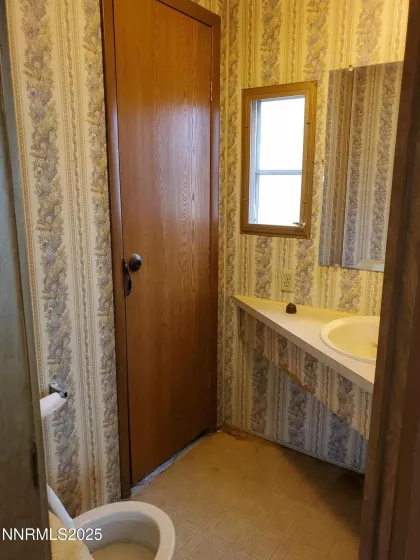 4140 Golden Circle, Winnemucca, Nevada 89445, 3 Bedrooms Bedrooms, ,2 BathroomsBathrooms,Residential,Residential,Golden Circle,250054389