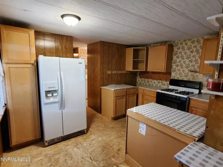 4140 Golden Circle, Winnemucca, Nevada 89445, 3 Bedrooms Bedrooms, ,2 BathroomsBathrooms,Residential,Residential,Golden Circle,250054389