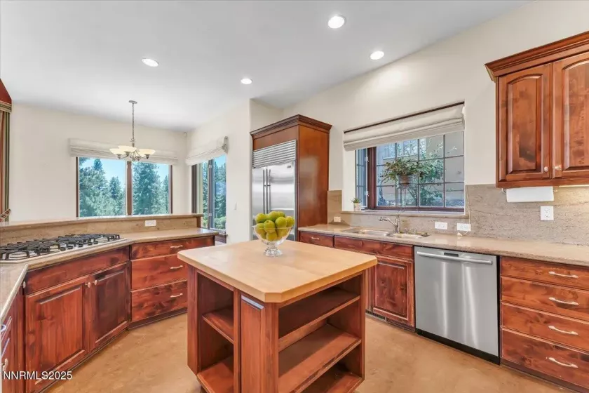 6380 Wetzel, Reno, Nevada 89511, 3 Bedrooms Bedrooms, ,3 BathroomsBathrooms,Residential,Residential,Wetzel,250052444