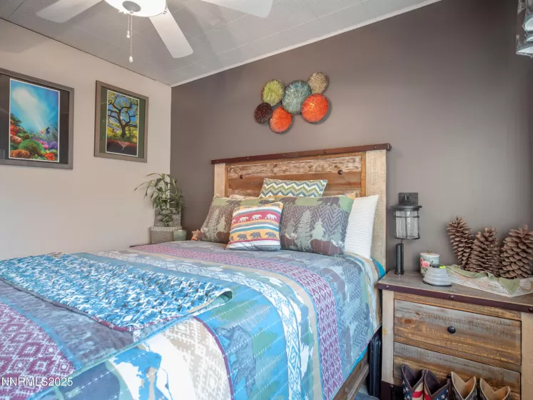 136 Palmer, Topaz, California 96133, 2 Bedrooms Bedrooms, ,2 BathroomsBathrooms,Residential,Residential,Palmer,250054392