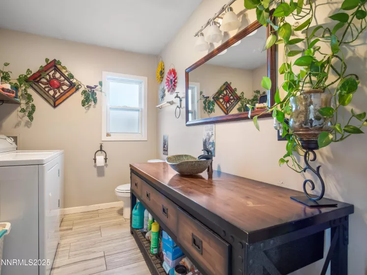 136 Palmer, Topaz, California 96133, 2 Bedrooms Bedrooms, ,2 BathroomsBathrooms,Residential,Residential,Palmer,250054392