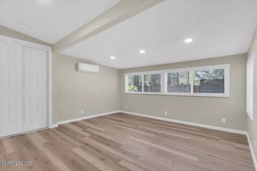 1094 Johnson, South Lake Tahoe, California 96150, 2 Bedrooms Bedrooms, ,2 BathroomsBathrooms,Residential,Residential,Johnson,250052693