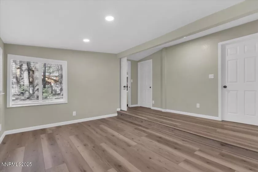 1094 Johnson, South Lake Tahoe, California 96150, 2 Bedrooms Bedrooms, ,2 BathroomsBathrooms,Residential,Residential,Johnson,250052693
