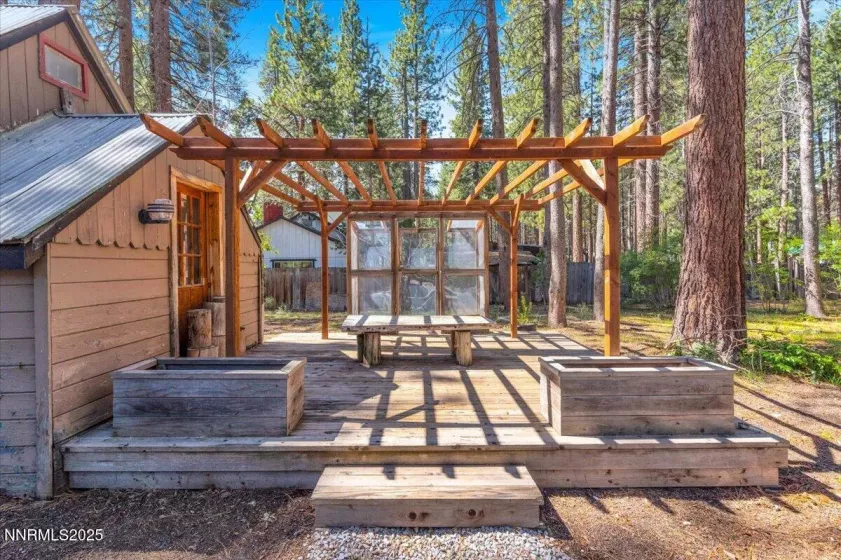 1094 Johnson, South Lake Tahoe, California 96150, 2 Bedrooms Bedrooms, ,2 BathroomsBathrooms,Residential,Residential,Johnson,250052693