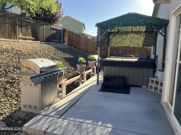 165 Royal Oaks, Fernley, Nevada 89408, 3 Bedrooms Bedrooms, ,2 BathroomsBathrooms,Residential,Residential,Royal Oaks,250054396