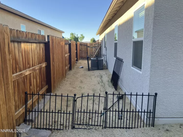 165 Royal Oaks, Fernley, Nevada 89408, 3 Bedrooms Bedrooms, ,2 BathroomsBathrooms,Residential,Residential,Royal Oaks,250054396