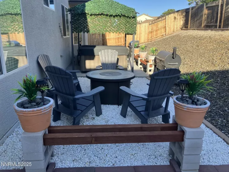 165 Royal Oaks, Fernley, Nevada 89408, 3 Bedrooms Bedrooms, ,2 BathroomsBathrooms,Residential,Residential,Royal Oaks,250054396