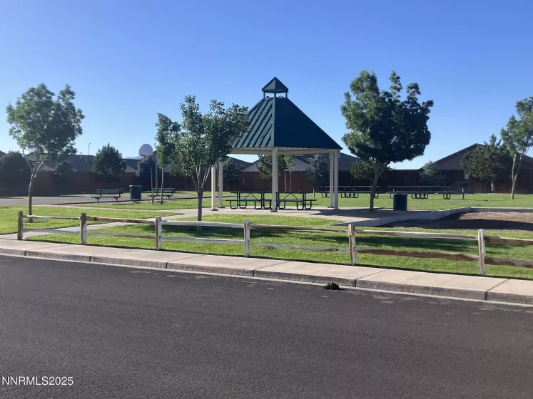 165 Royal Oaks, Fernley, Nevada 89408, 3 Bedrooms Bedrooms, ,2 BathroomsBathrooms,Residential,Residential,Royal Oaks,250054396