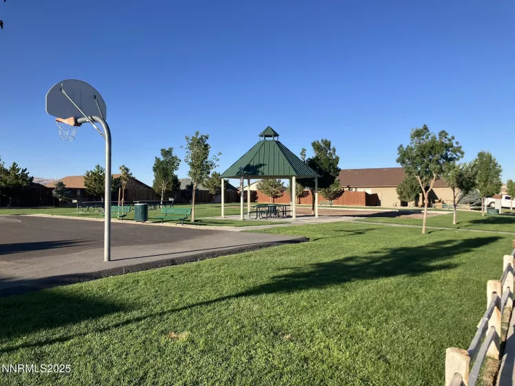 165 Royal Oaks, Fernley, Nevada 89408, 3 Bedrooms Bedrooms, ,2 BathroomsBathrooms,Residential,Residential,Royal Oaks,250054396