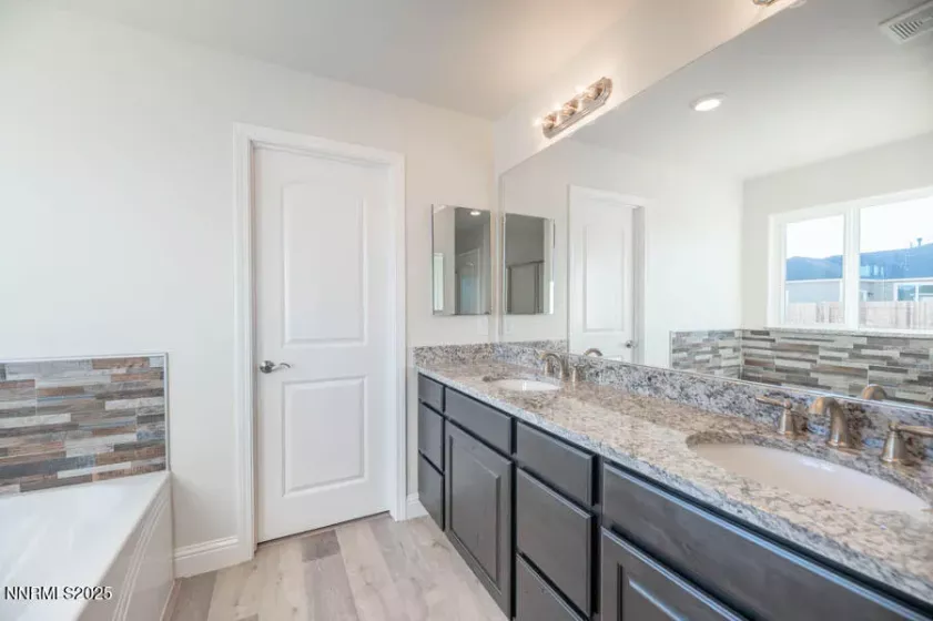 1371 Nevada Pacific, Fernley, Nevada 89408, 4 Bedrooms Bedrooms, ,2 BathroomsBathrooms,Residential,Residential,Nevada Pacific,250054407