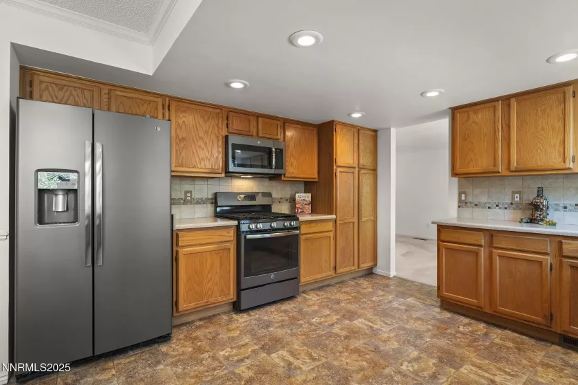 6148 Greenbrook, Reno, Nevada 89511, 4 Bedrooms Bedrooms, ,3 BathroomsBathrooms,Residential,Residential,Greenbrook,250054399