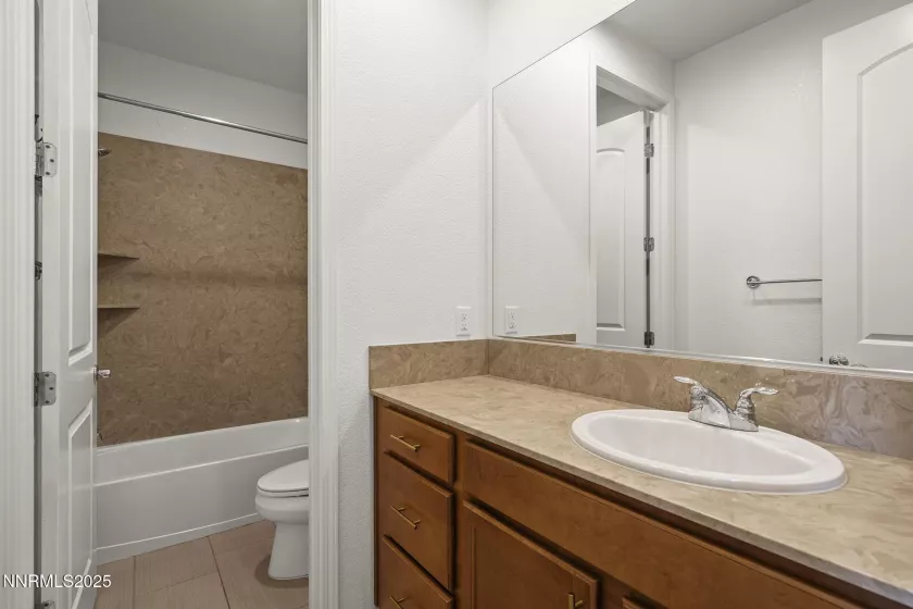9610 Eventer, Reno, Nevada 89521, 4 Bedrooms Bedrooms, ,3 BathroomsBathrooms,Residential,Residential,Eventer,250054400