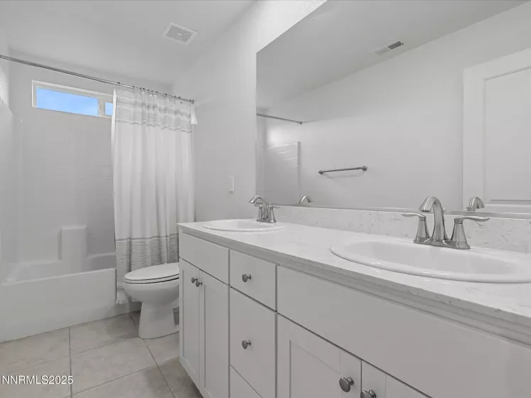 200 Great Vine, Sparks, Nevada 89441, 5 Bedrooms Bedrooms, ,3 BathroomsBathrooms,Residential,Residential,Great Vine,250054403