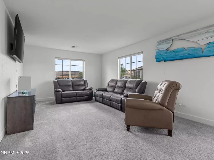 200 Great Vine, Sparks, Nevada 89441, 5 Bedrooms Bedrooms, ,3 BathroomsBathrooms,Residential,Residential,Great Vine,250054403