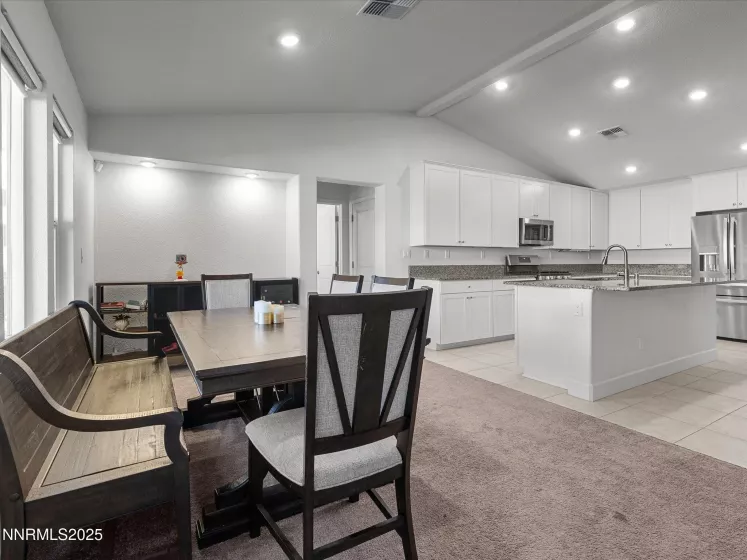 200 Great Vine, Sparks, Nevada 89441, 5 Bedrooms Bedrooms, ,3 BathroomsBathrooms,Residential,Residential,Great Vine,250054403
