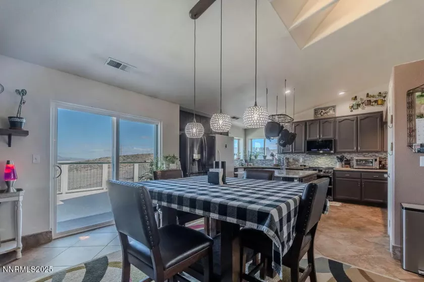 1875 View, Fernley, Nevada 89408, 4 Bedrooms Bedrooms, ,3 BathroomsBathrooms,Residential,Residential,View,250054405
