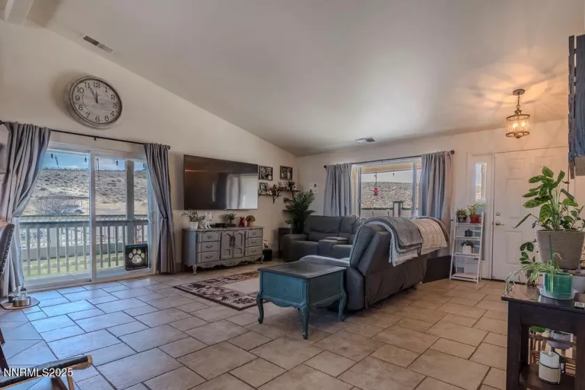 1875 View, Fernley, Nevada 89408, 4 Bedrooms Bedrooms, ,3 BathroomsBathrooms,Residential,Residential,View,250054405