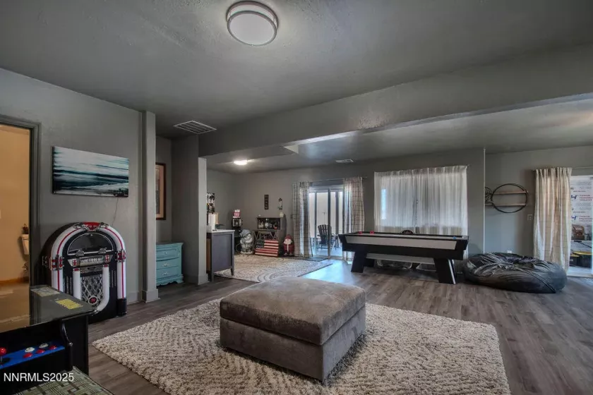 1875 View, Fernley, Nevada 89408, 4 Bedrooms Bedrooms, ,3 BathroomsBathrooms,Residential,Residential,View,250054405