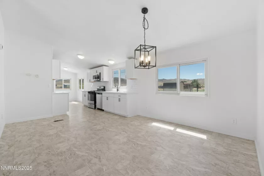 613 Pete Hendrichs, Yerington, Nevada 89447, 3 Bedrooms Bedrooms, ,2 BathroomsBathrooms,Residential,Residential,Pete Hendrichs,250054409