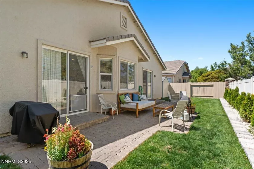2415 Lincoln Meadows, Reno, Nevada 89521, 3 Bedrooms Bedrooms, ,2 BathroomsBathrooms,Residential,Residential,Lincoln Meadows,250054412
