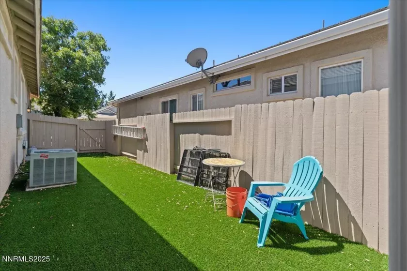 2415 Lincoln Meadows, Reno, Nevada 89521, 3 Bedrooms Bedrooms, ,2 BathroomsBathrooms,Residential,Residential,Lincoln Meadows,250054412