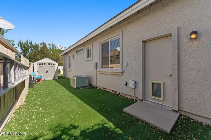 2415 Lincoln Meadows, Reno, Nevada 89521, 3 Bedrooms Bedrooms, ,2 BathroomsBathrooms,Residential,Residential,Lincoln Meadows,250054412