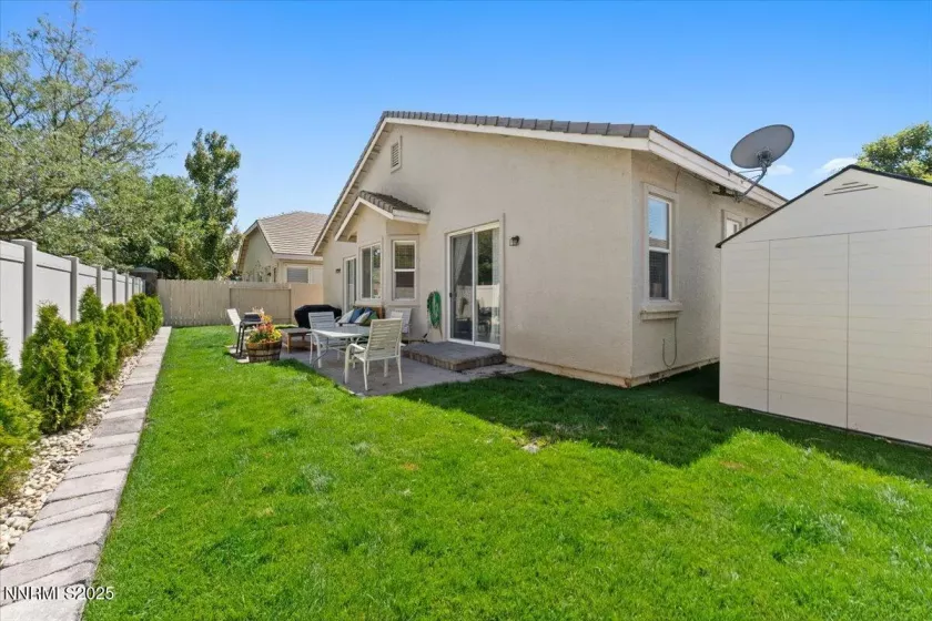 2415 Lincoln Meadows, Reno, Nevada 89521, 3 Bedrooms Bedrooms, ,2 BathroomsBathrooms,Residential,Residential,Lincoln Meadows,250054412