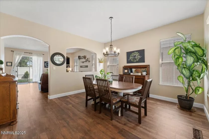 2415 Lincoln Meadows, Reno, Nevada 89521, 3 Bedrooms Bedrooms, ,2 BathroomsBathrooms,Residential,Residential,Lincoln Meadows,250054412