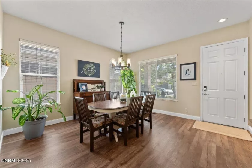 2415 Lincoln Meadows, Reno, Nevada 89521, 3 Bedrooms Bedrooms, ,2 BathroomsBathrooms,Residential,Residential,Lincoln Meadows,250054412