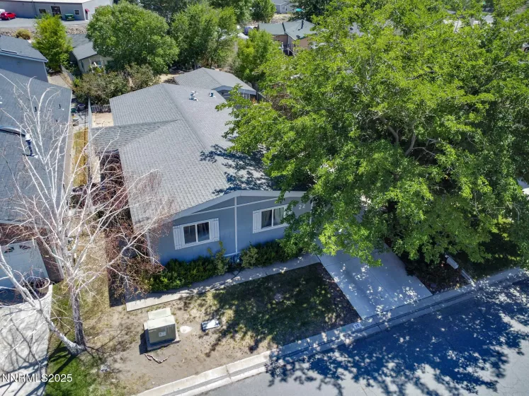 22 Ave De La Couleurs, Sparks, Nevada 89434, 3 Bedrooms Bedrooms, ,2 BathroomsBathrooms,Residential,Residential,Ave De La Couleurs,250054435