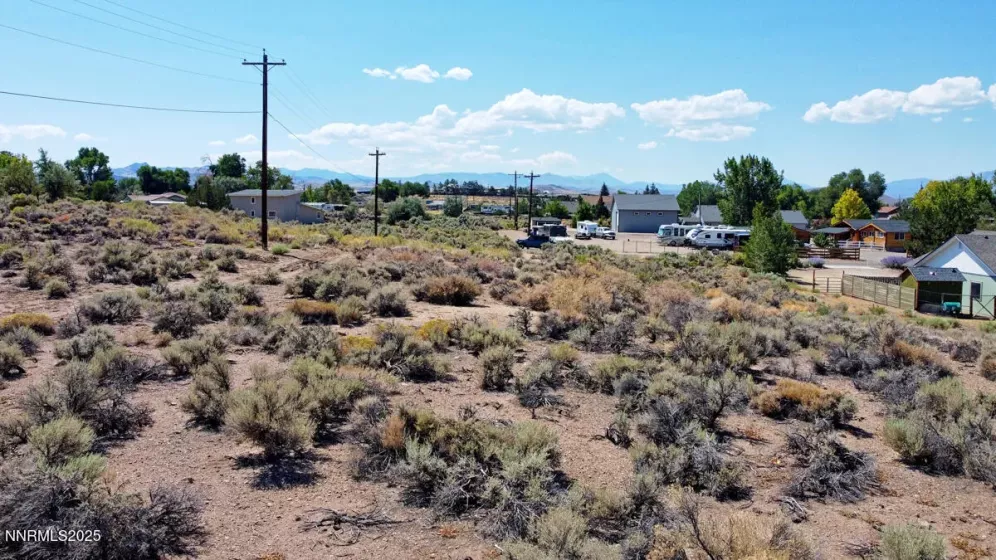 1836 Helman, Gardnerville, Nevada 89410, 3 Bedrooms Bedrooms, ,3 BathroomsBathrooms,Residential,Residential,Helman,250054437