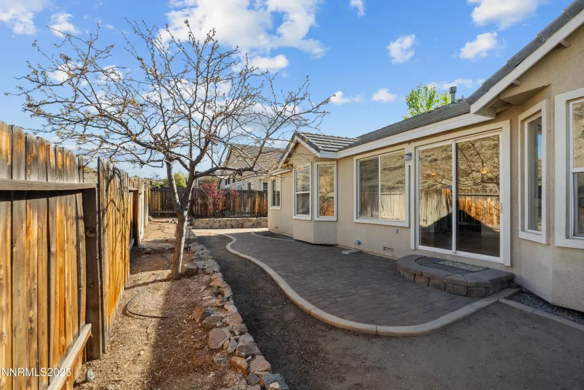 4276 Talladega, Sparks, Nevada 89436, 3 Bedrooms Bedrooms, ,2 BathroomsBathrooms,Residential,Residential,Talladega,250054440