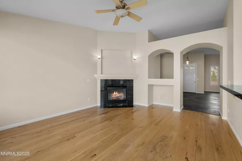 4276 Talladega, Sparks, Nevada 89436, 3 Bedrooms Bedrooms, ,2 BathroomsBathrooms,Residential,Residential,Talladega,250054440