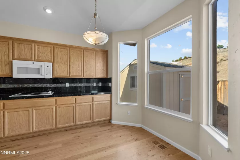 4276 Talladega, Sparks, Nevada 89436, 3 Bedrooms Bedrooms, ,2 BathroomsBathrooms,Residential,Residential,Talladega,250054440